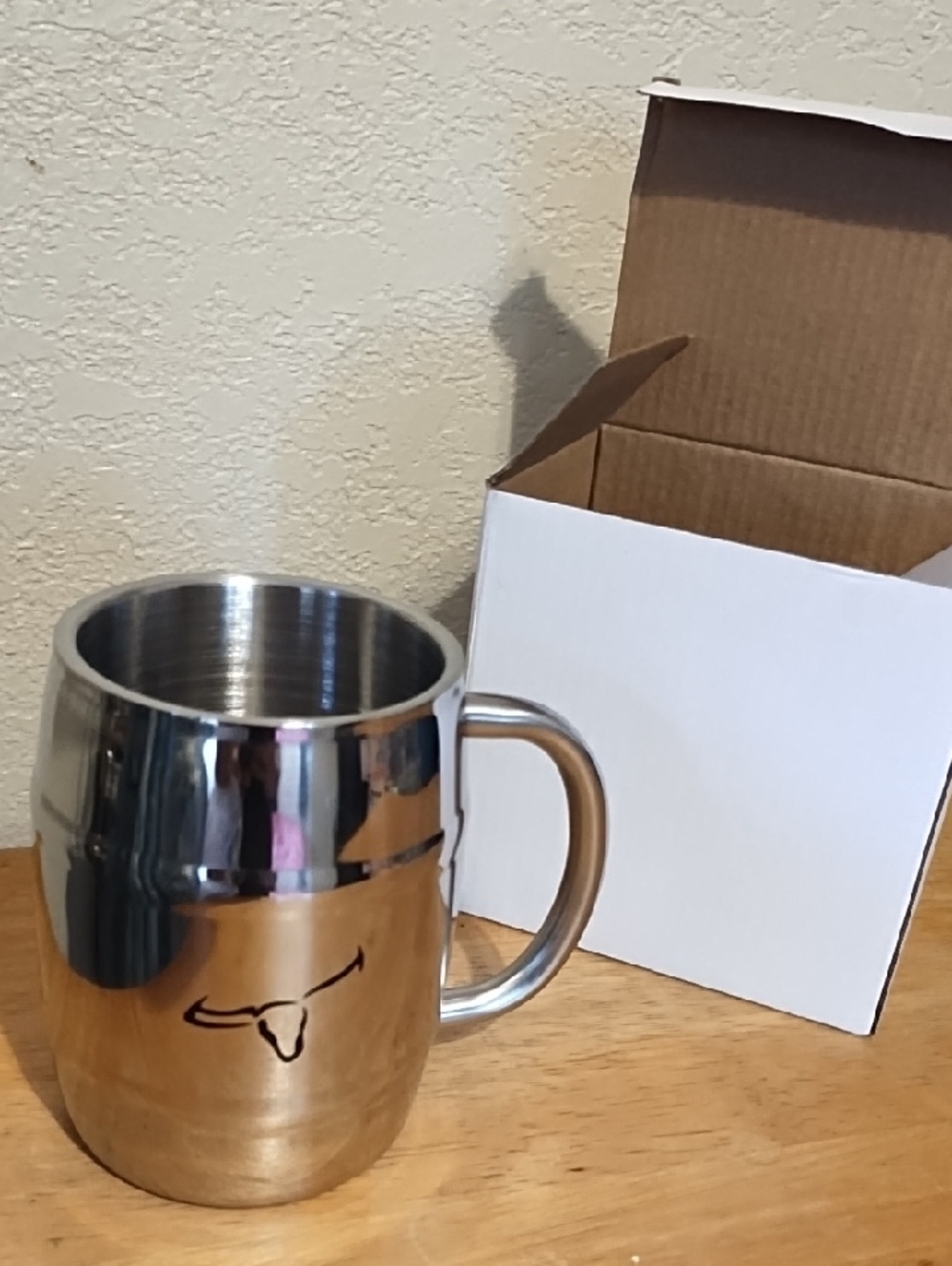 NEW Stainless Steel Mug with Longhorn Logo - Shiny Silver Boxed.
